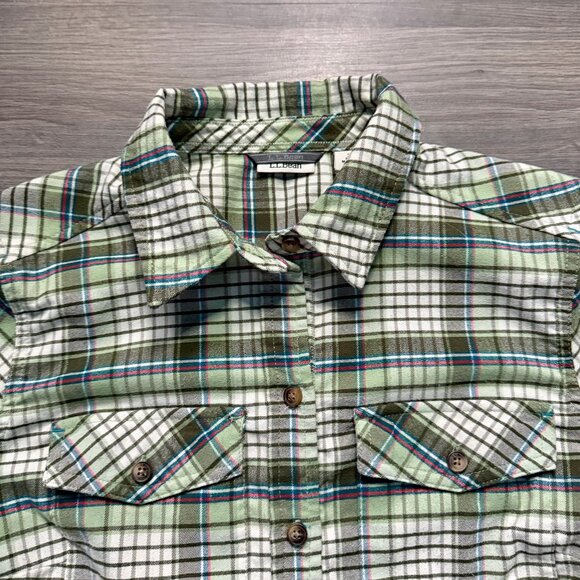 L.L. Bean Women's Scotch Plaid Flannel Shirt - Green - Picture 2 of 6